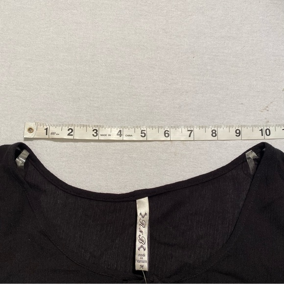 R n B NWT Black Baby Doll Peasant Boho Dress Bell Sleeves Crochet, Size M - Picture 7 of 15